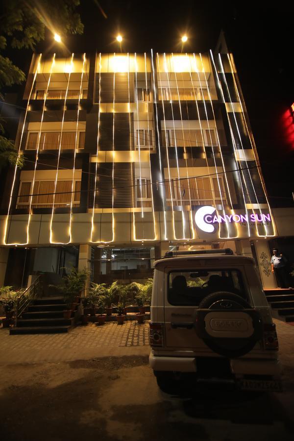 Canyon Sun Chennai Eksteriør billede